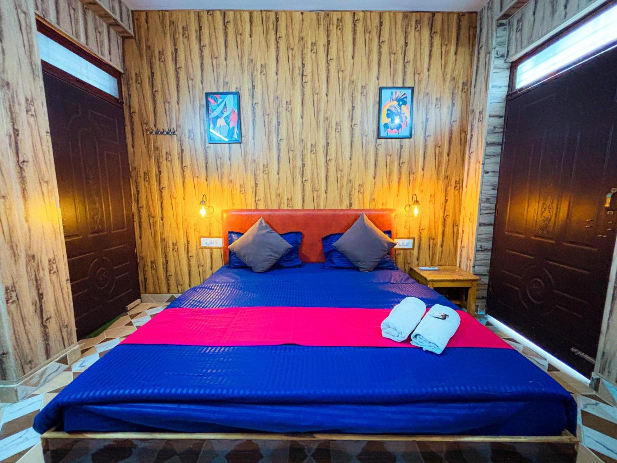 Skyard Rishikesh, Laxman Jhula Pansiyon Dış mekan fotoğraf