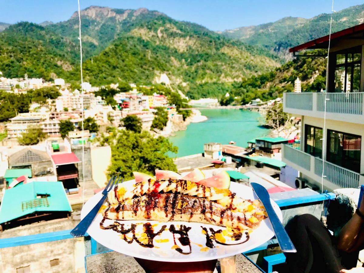 Skyard Rishikesh, Laxman Jhula Pansiyon Dış mekan fotoğraf